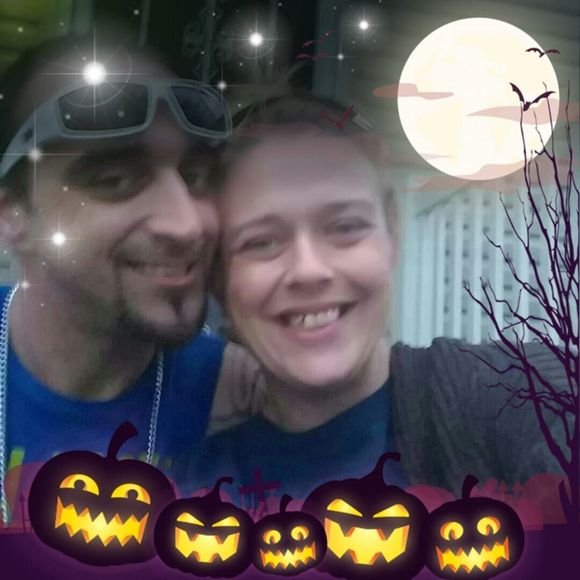 Meet your Posher, Jessica - Picture 1 of 1